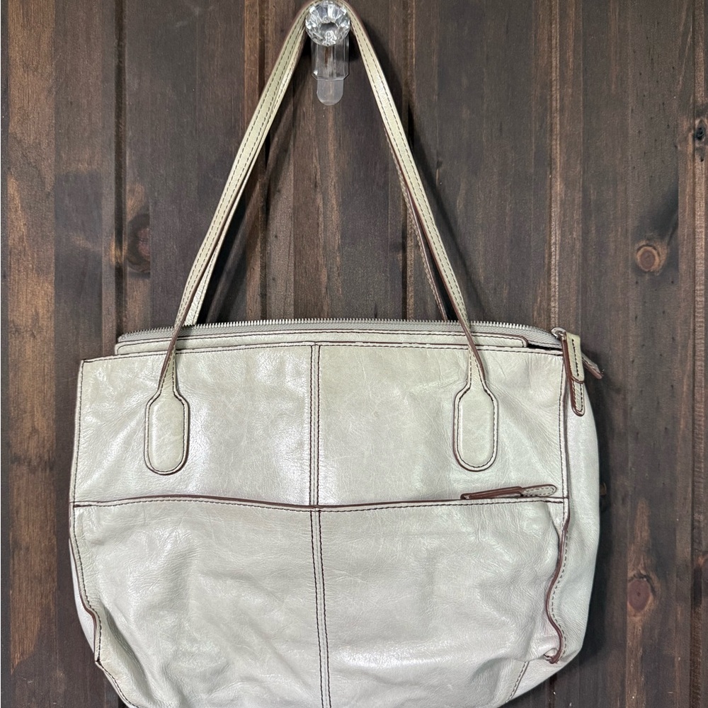 Elegant Cream Leather Tote Bag